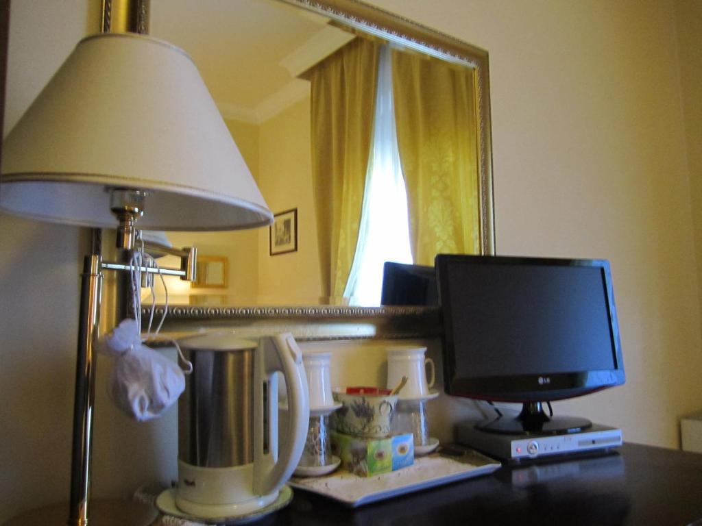 Hotel Villa Castellani Mogliano Chambre photo