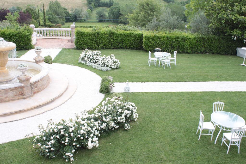 Hotel Villa Castellani Mogliano Extérieur photo